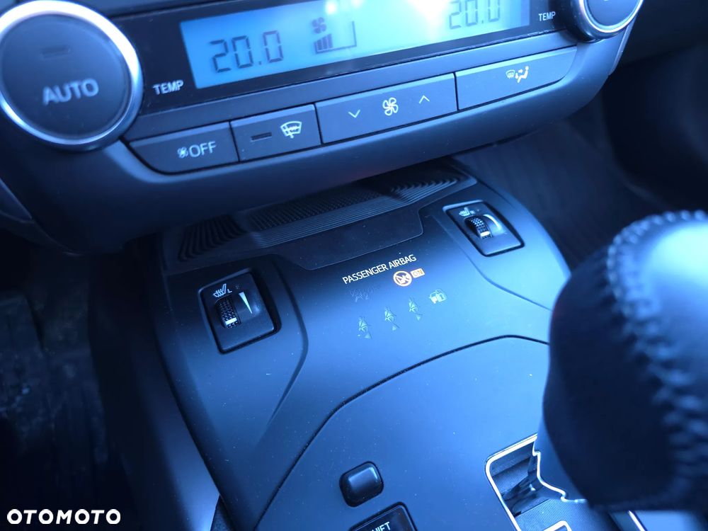 Toyota Avensis 2.0 Prestige MS - 31