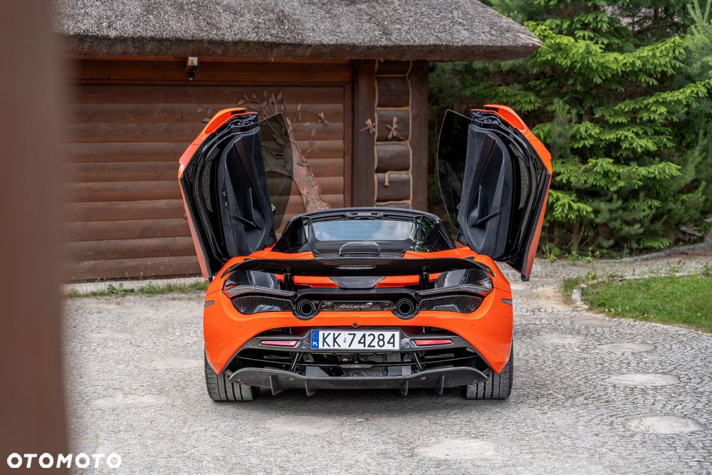 McLaren 720S Spider Performance - 7