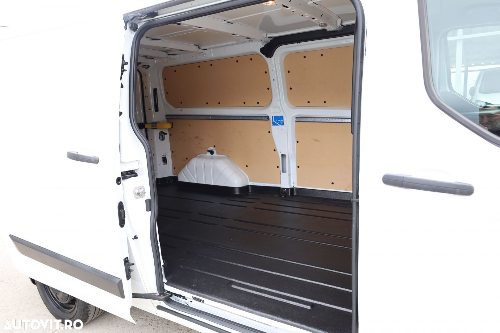 Ford Transit Custom L2H1 2.0 108CP - 15