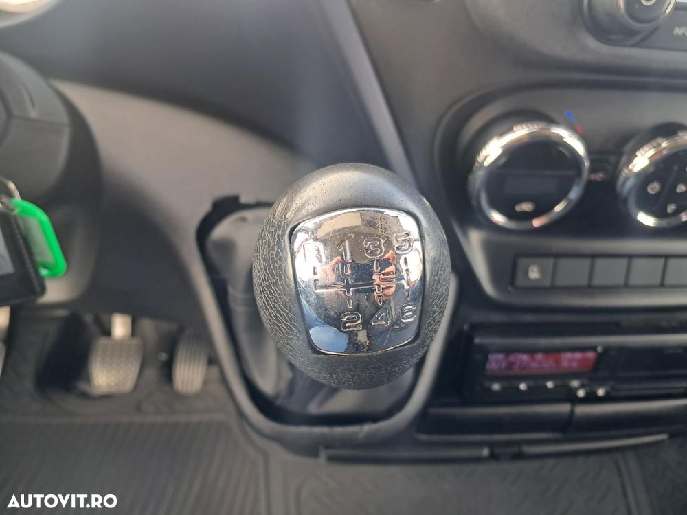 Iveco DAILY 35C18 3.0D 180CP TRANSPORT AUTO CABINA DE DORMIT - 18