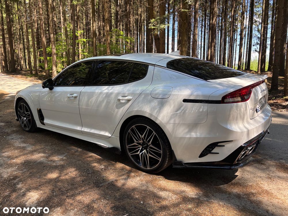 Kia Stinger 3.3 T-GDI AWD GT - 3