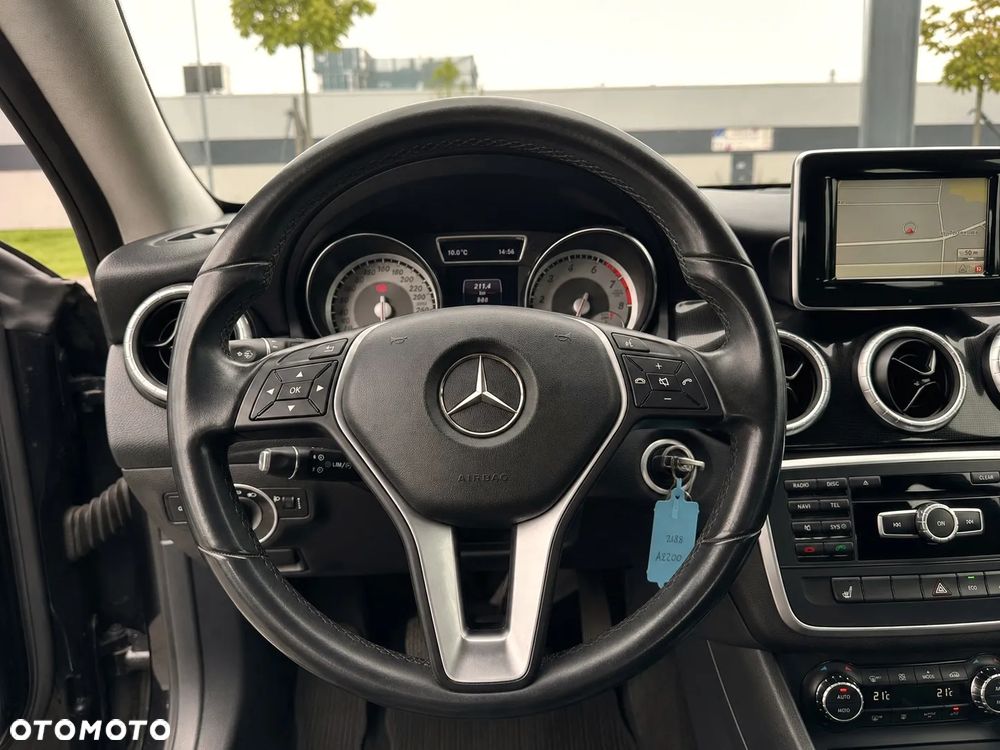 Mercedes-Benz CLA 180 BlueEFFICIENCY Edition - 12
