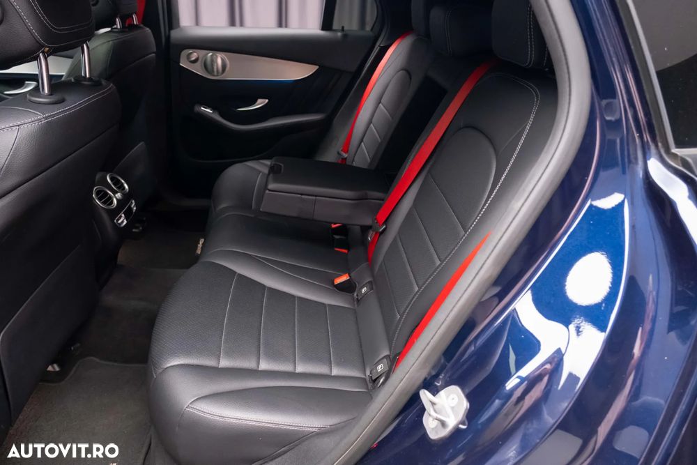 Mercedes-Benz GLC Coupe 250 4MATIC - 30