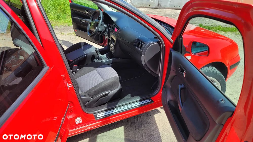 Volkswagen Golf 1.6 Comfortline - 8