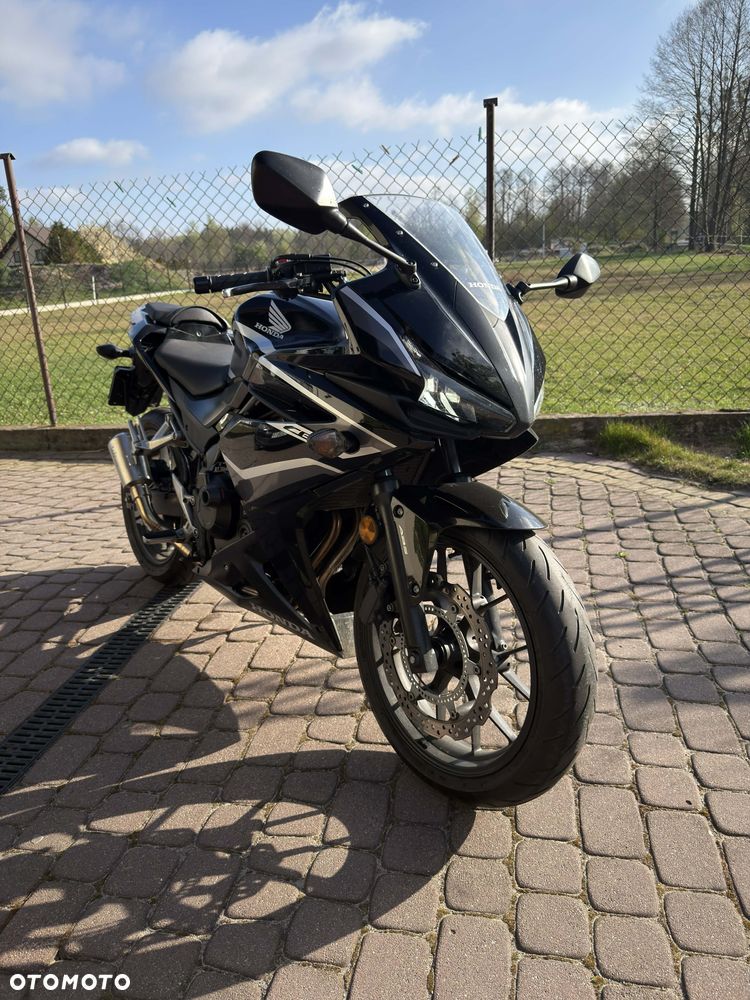 Honda CBR - 1