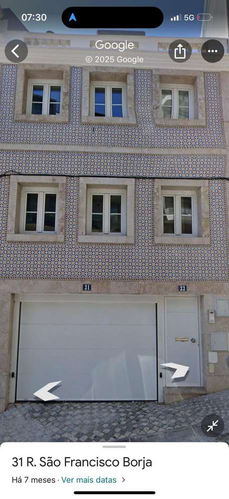 Moradia T5 Isolada com 4 Casas de Banho - Grande imagem: 2/26