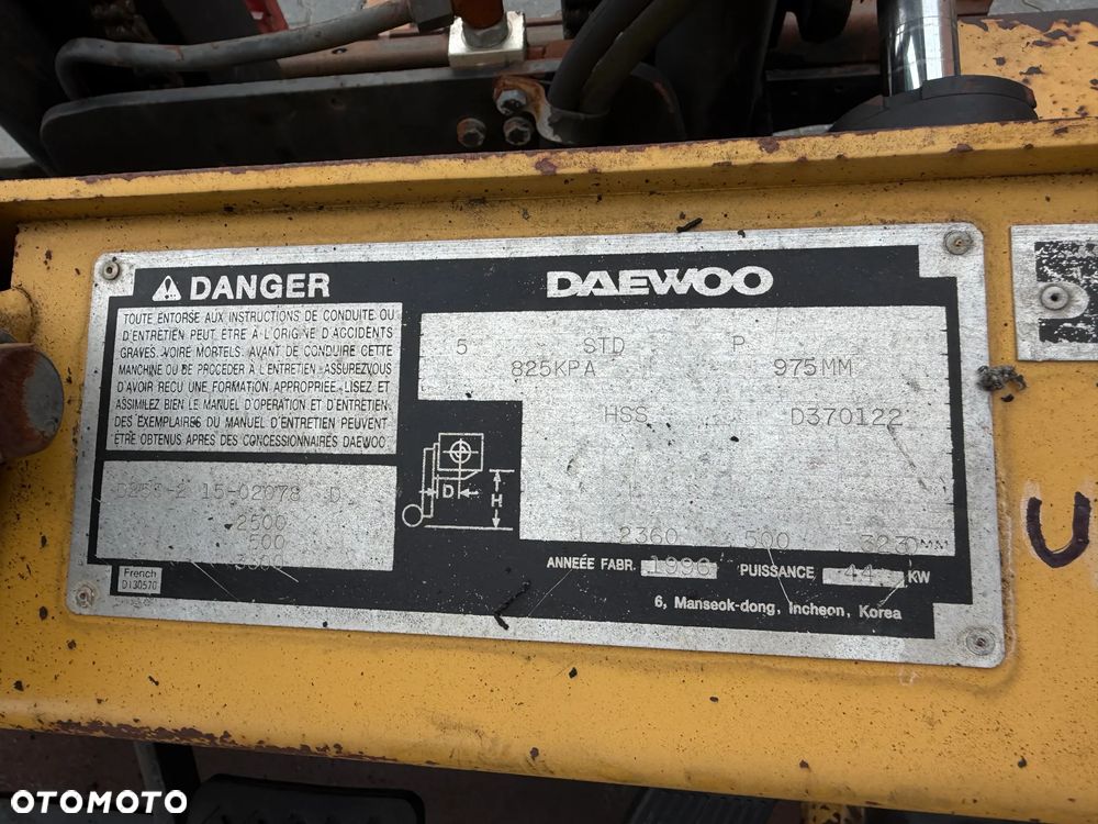 Daewoo D25S-2 - 16