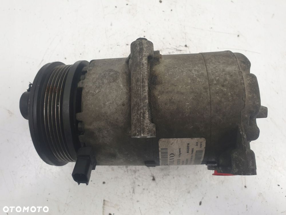SPRĘŻARKA KLIMATYZACJI Volvo V70 III 2.0 16V _ 31267513 - 12
