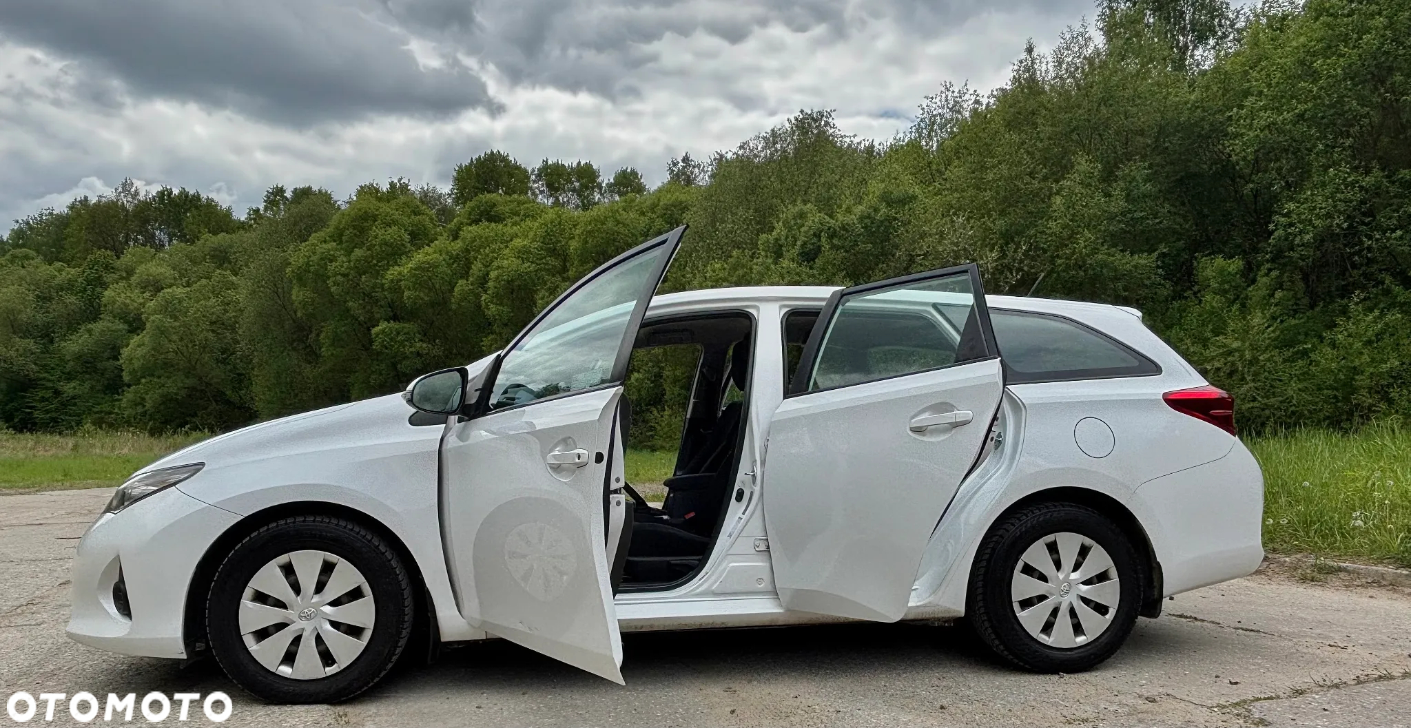 Toyota Auris 1.4 D-4D Active - 6