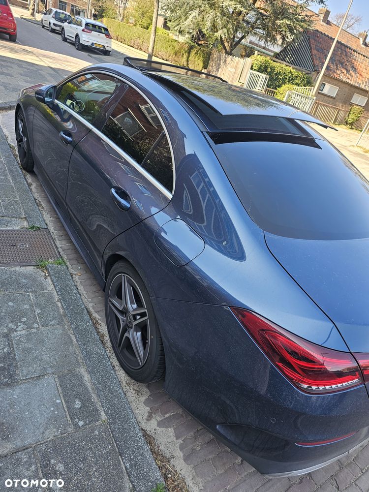 Mercedes-Benz CLA 180 AMG Line 7G-DCT - 3