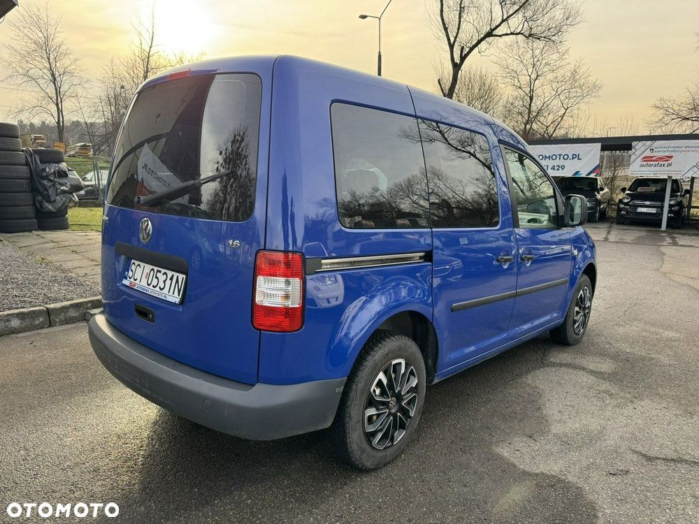 Volkswagen Caddy - 10