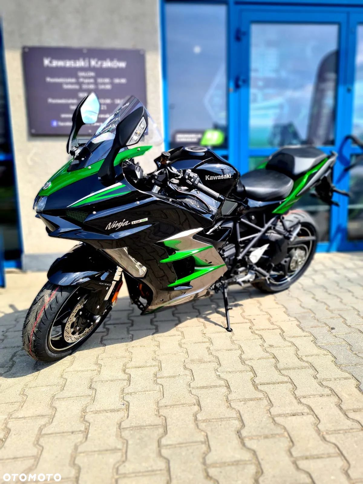 Kawasaki Ninja H2 SX - 1