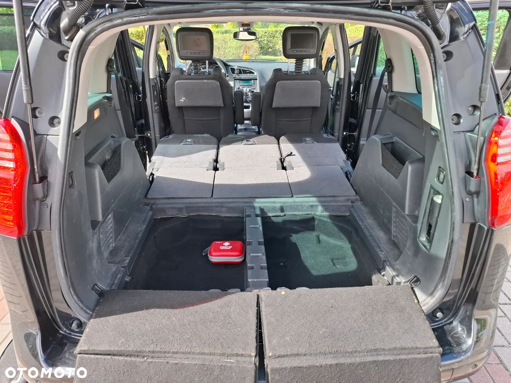 Peugeot 5008 2.0 HDi Premium - 14