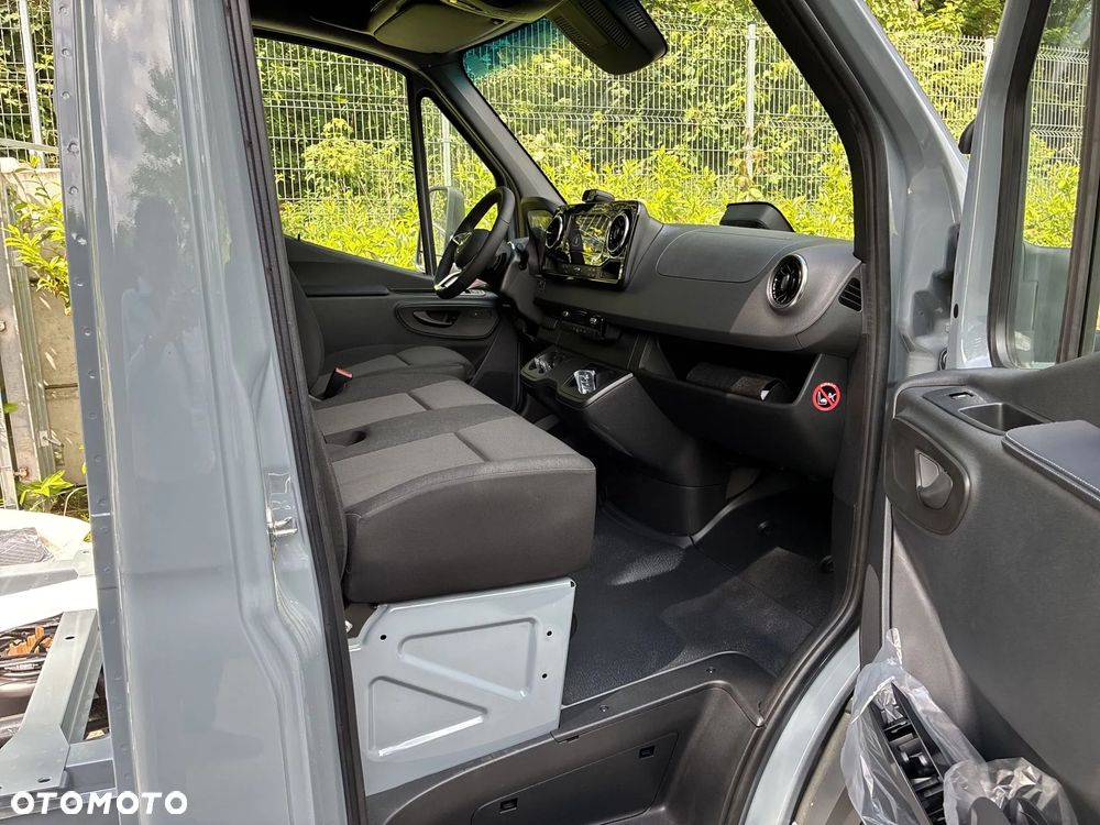 Mercedes-Benz Sprinter 317 4325 - 11