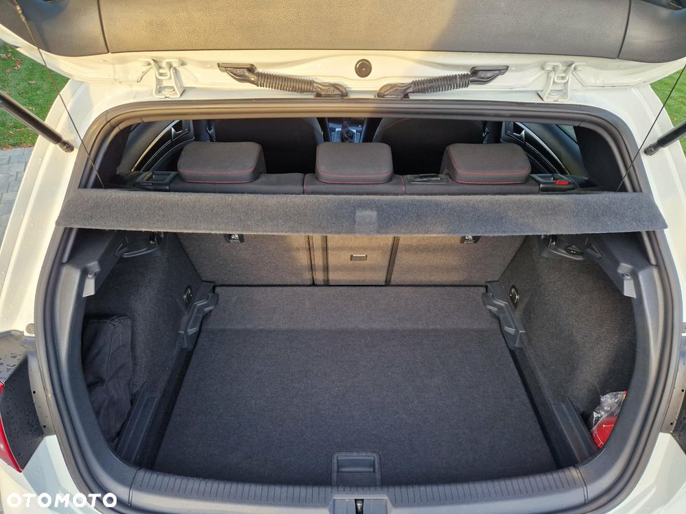 Volkswagen Golf GTI Performance BlueMotion Technology DSG - 9