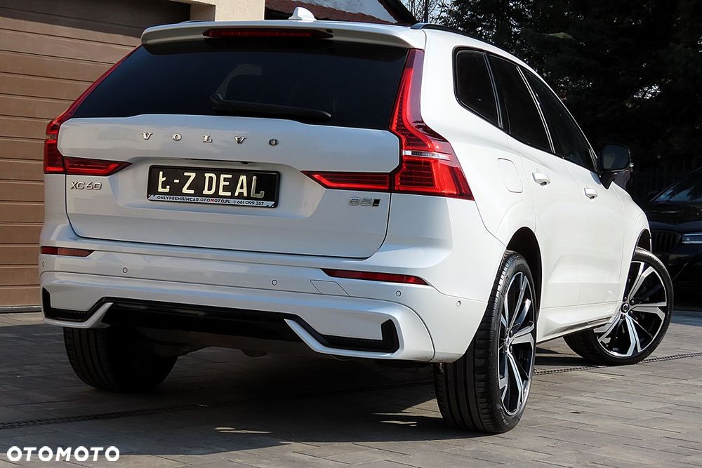 Volvo XC 60 B5 B AWD Ultimate Black Edition - 10