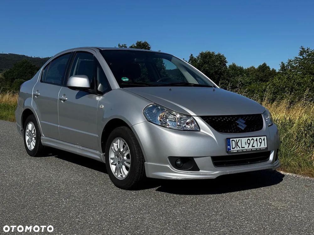 Suzuki SX4 1.6 GS/Premium - 10