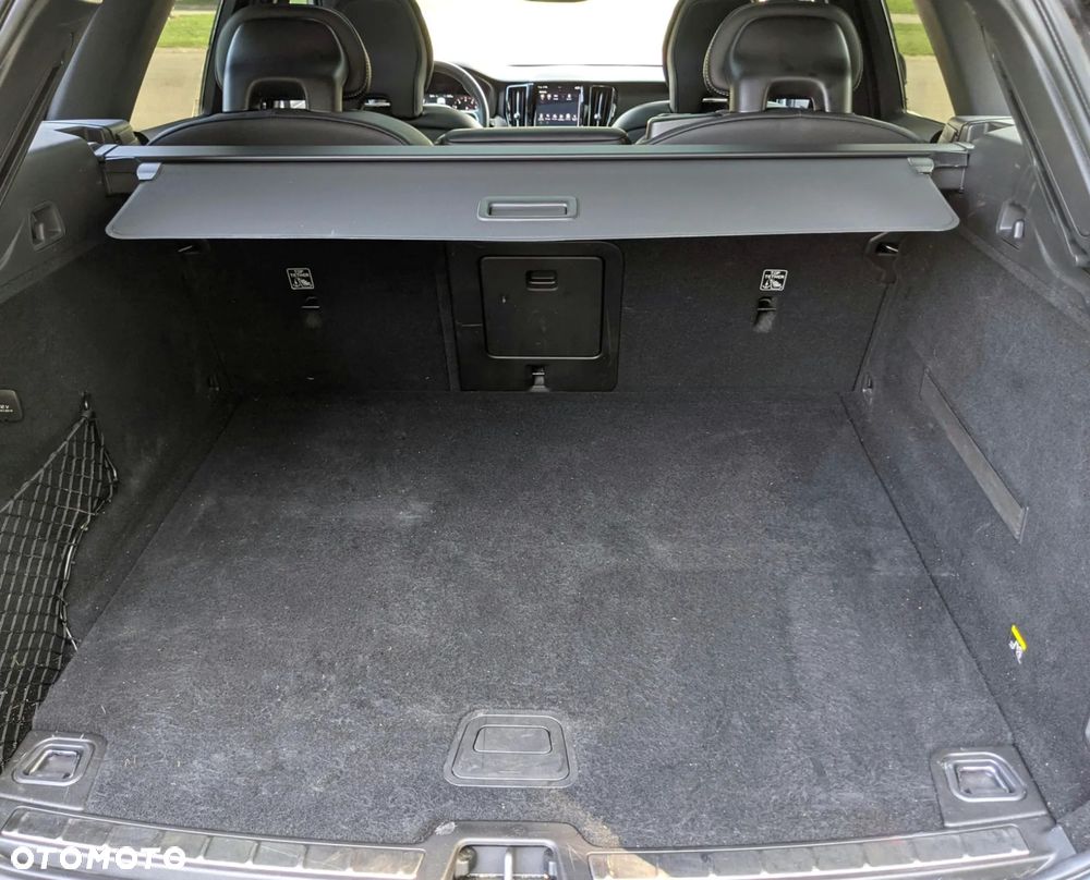 Volvo XC 60 T5 Geartronic RDesign - 24