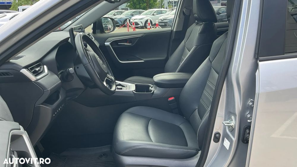 Toyota RAV4 2.5 VVT-iE 4x4 Luxury - 13
