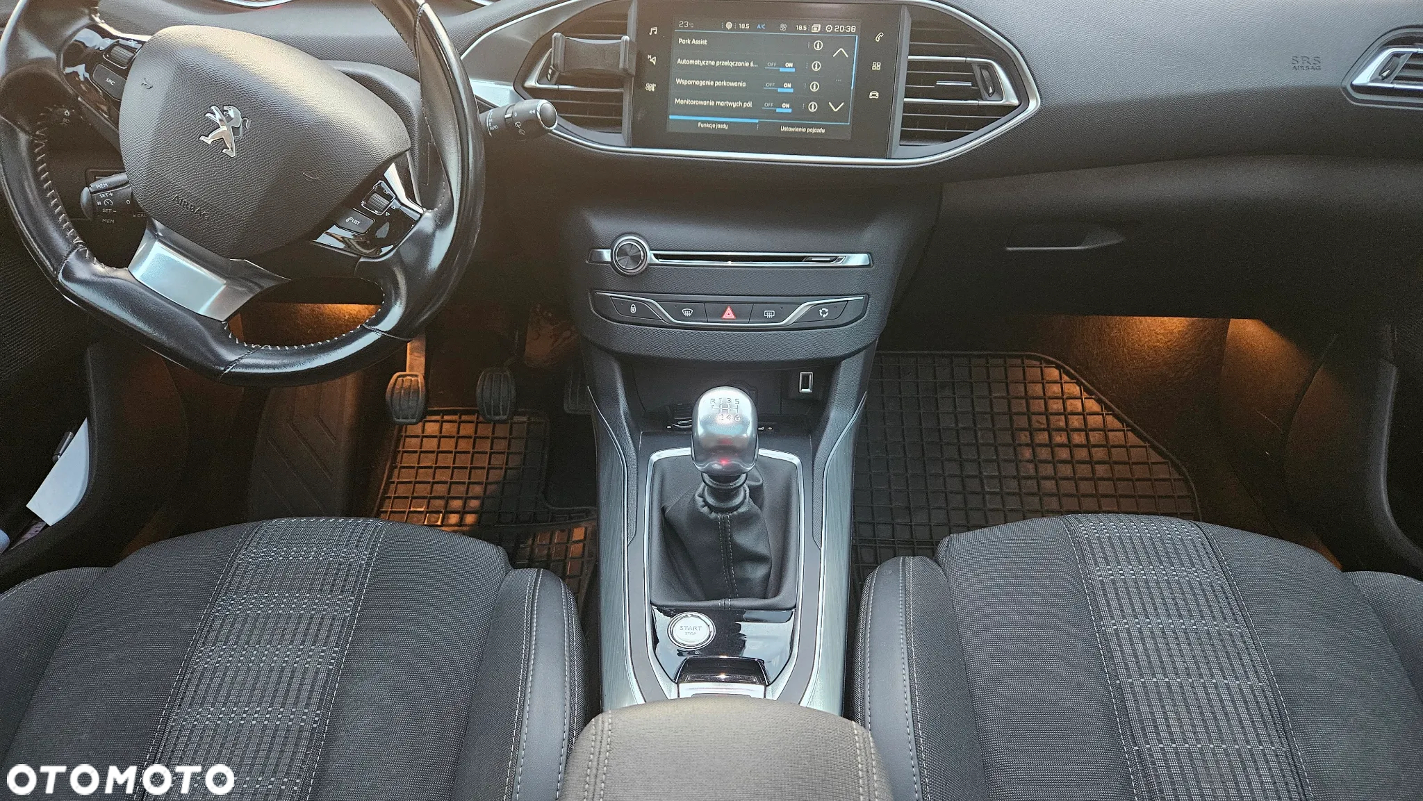 Peugeot 308 - 21