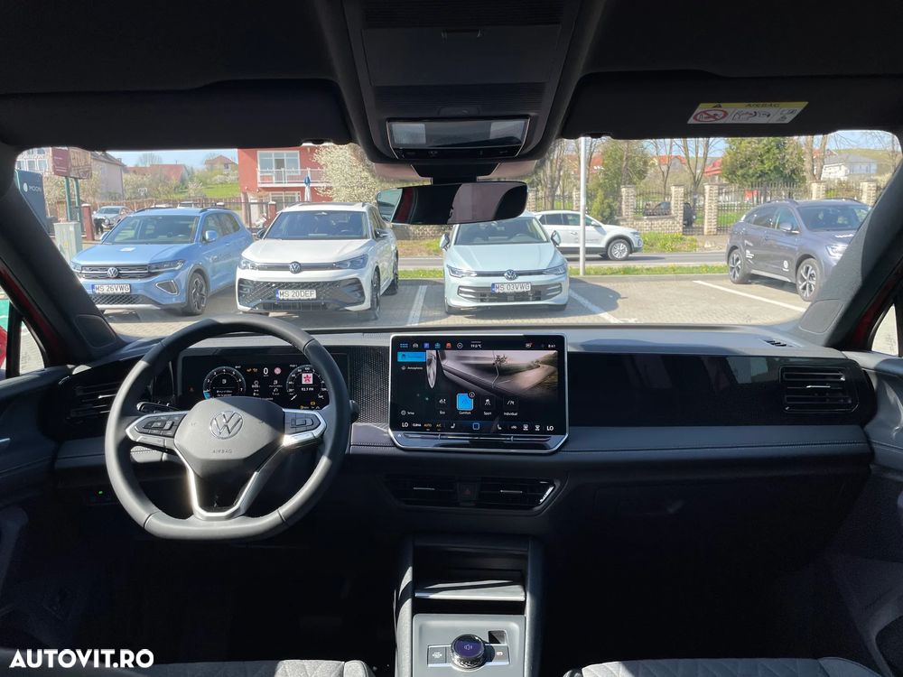 Volkswagen Tiguan - 13