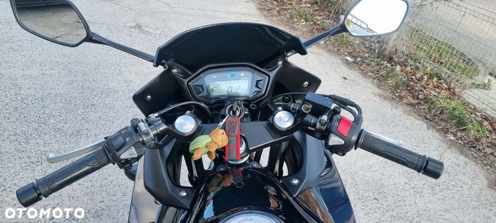 Honda CBR - 9