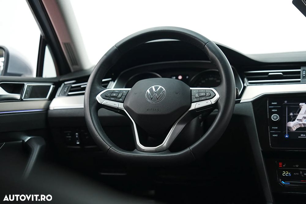 Volkswagen Passat 2.0 TDI DSG Highline - 20