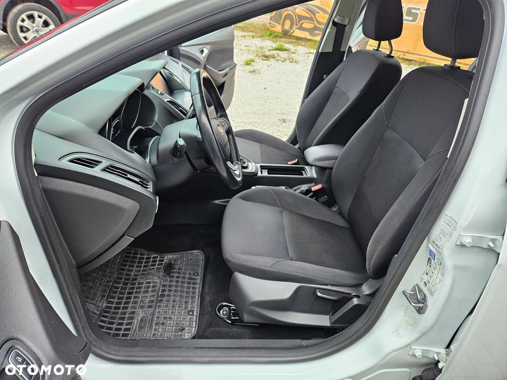 Ford Focus 1.5 TDCi Trend Sport ASS - 19