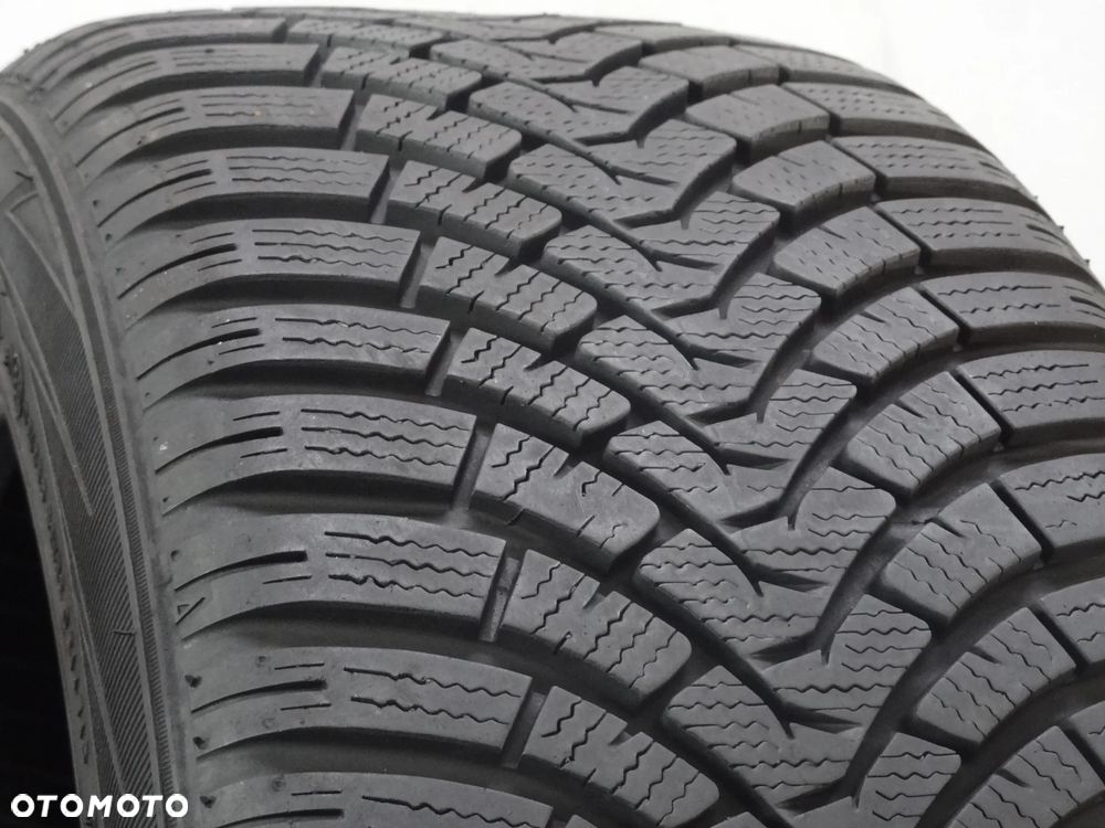 215/45R16 FALKEN EUROWINTER HS01 , 6,2mm R3854