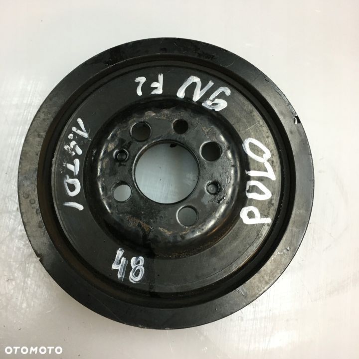 KOŁO PASOWE VW POLO 9N FL 1.4 TDI 045105243C - 1