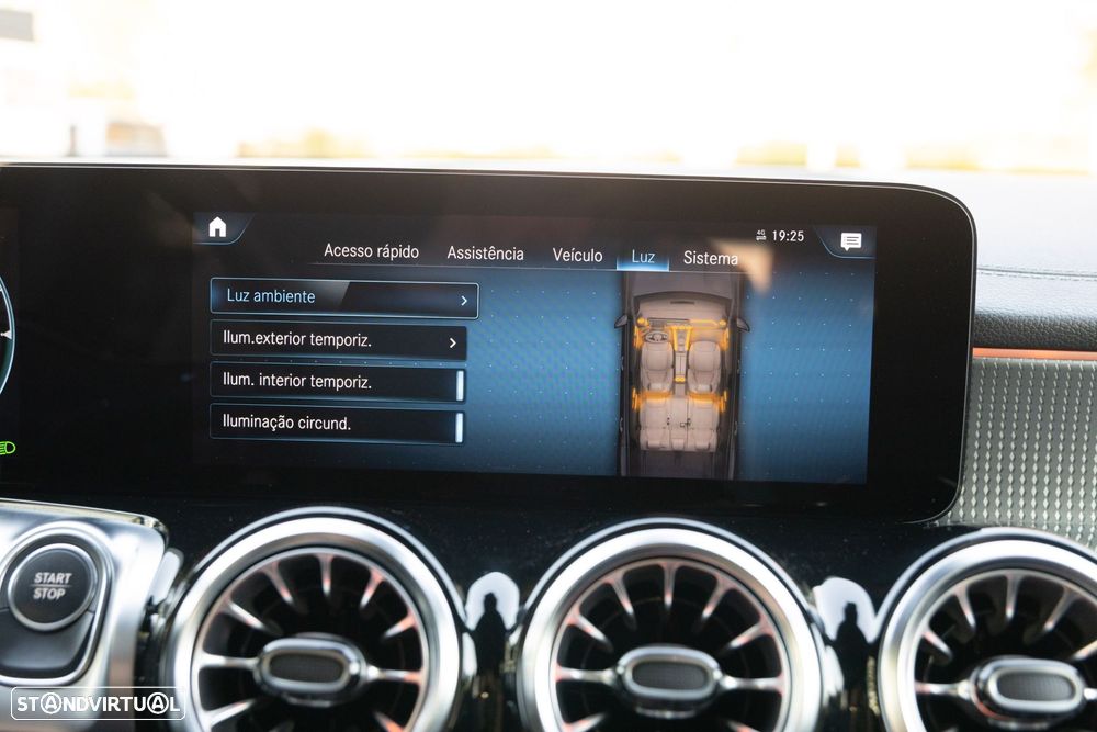 Mercedes-Benz EQB 300 4Matic AMG Line - 44