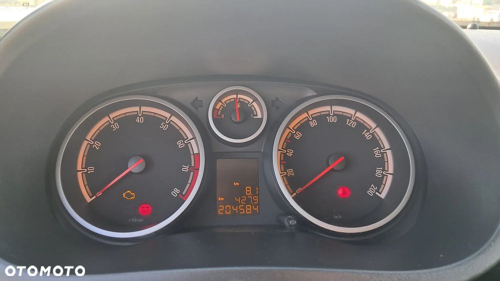 Opel Corsa 1.4 16V Satellite - 24