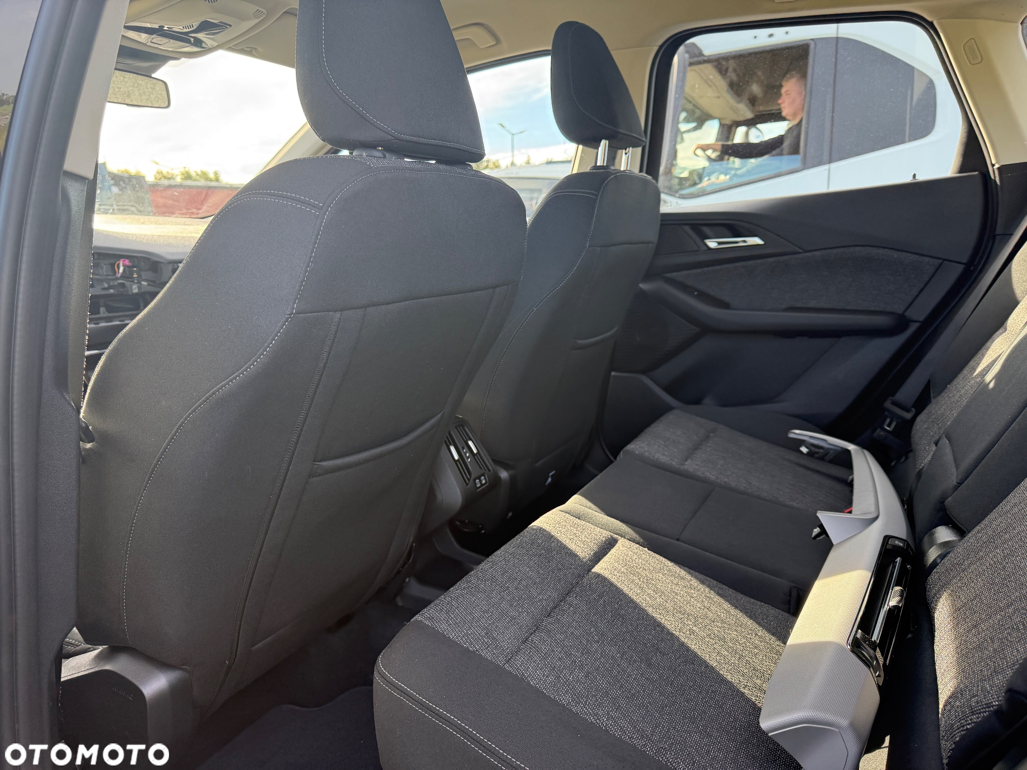 BMW Seria 2 218d Active Tourer - 26