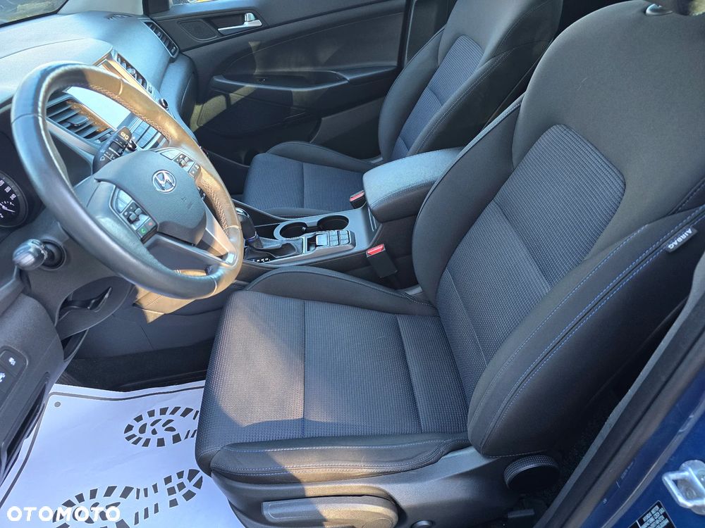 Hyundai Tucson 2.0 CRDI 4WD Automatik Style - 17