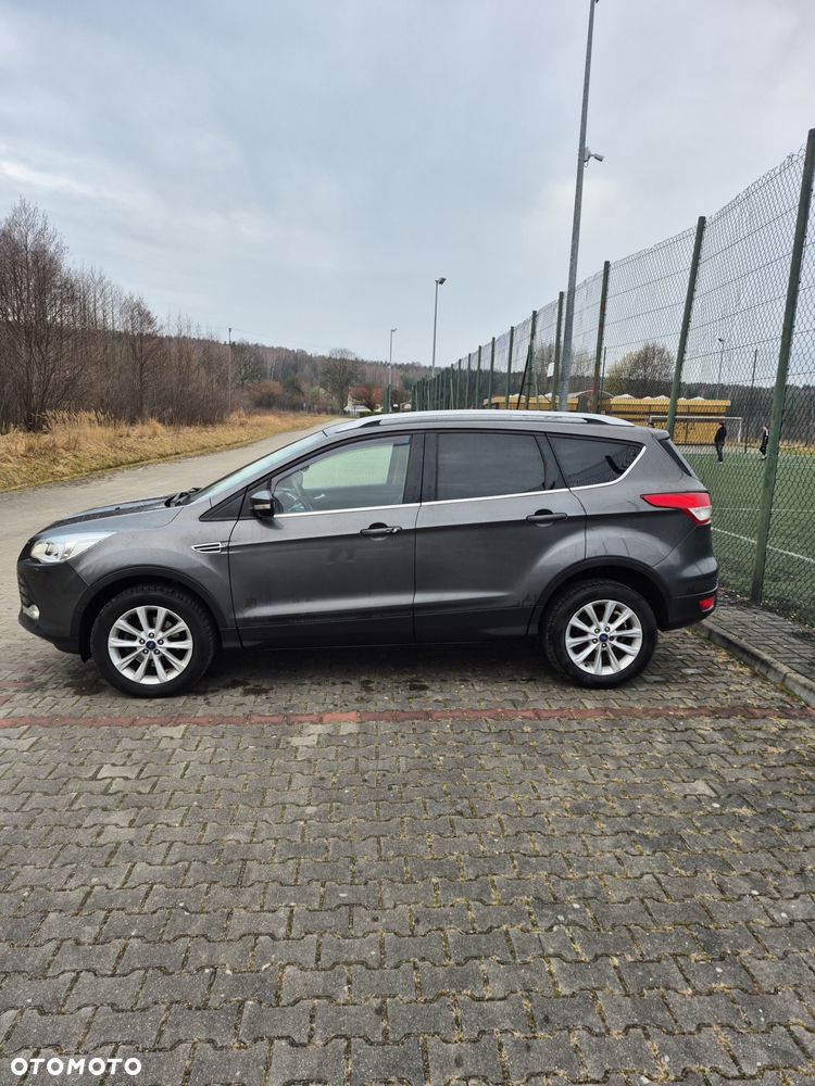 Ford Kuga 1.5 EcoBoost 2x4 Titanium - 2