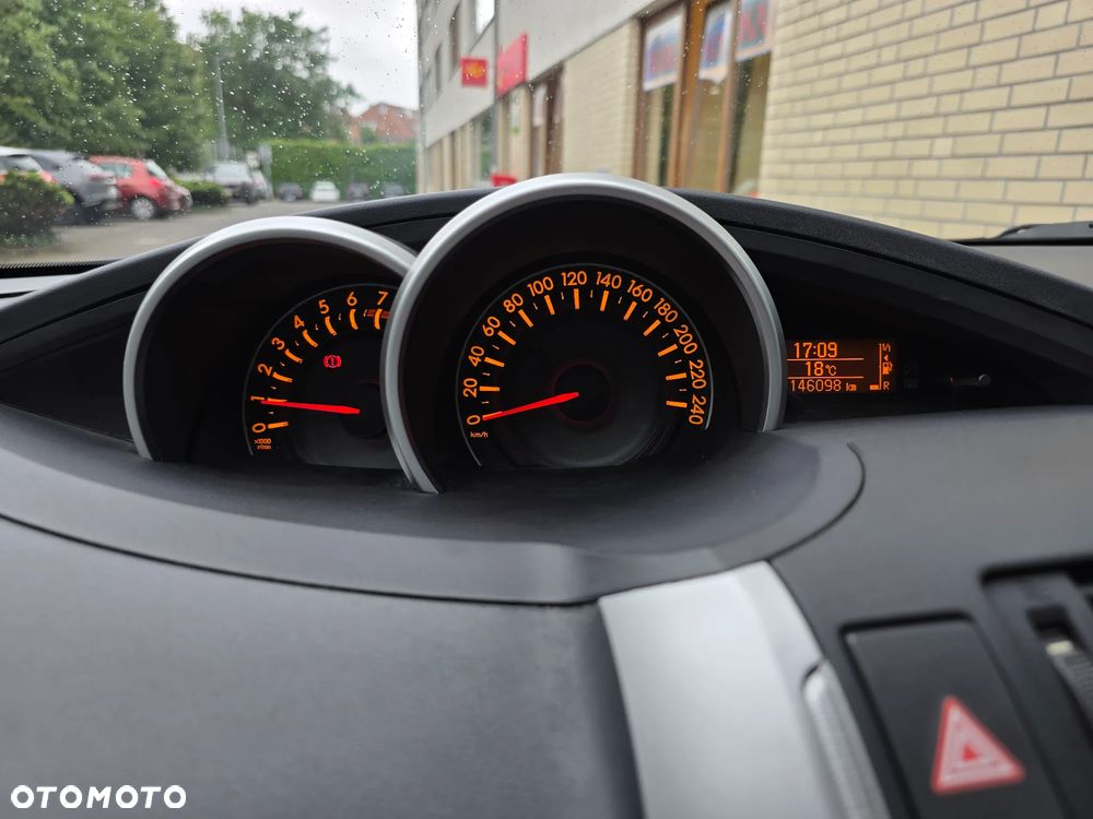 Toyota Verso 1.8 5-Sitzer Executive - 32