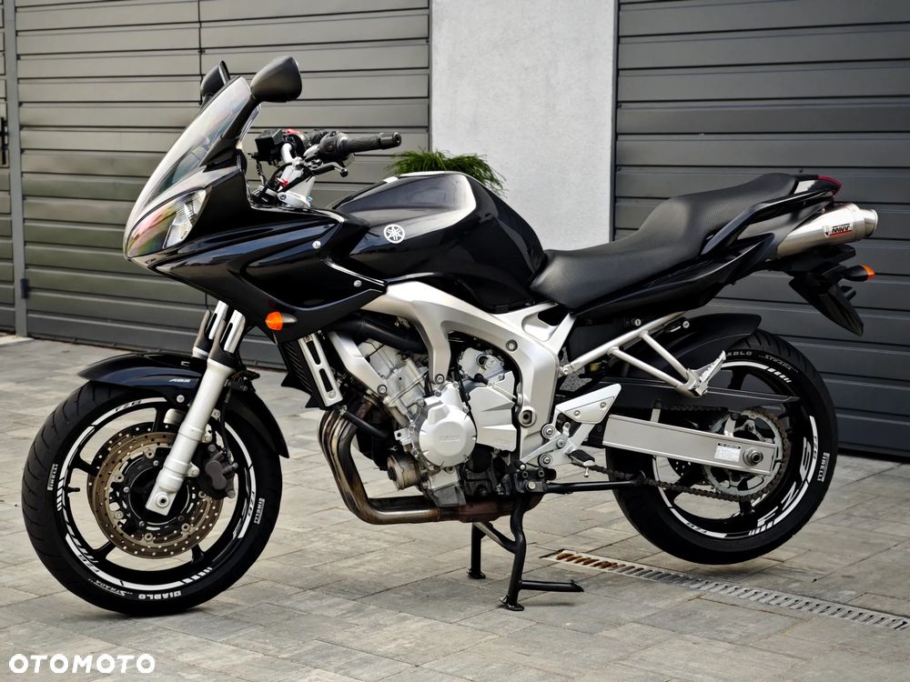 Yamaha FZ6 - 12