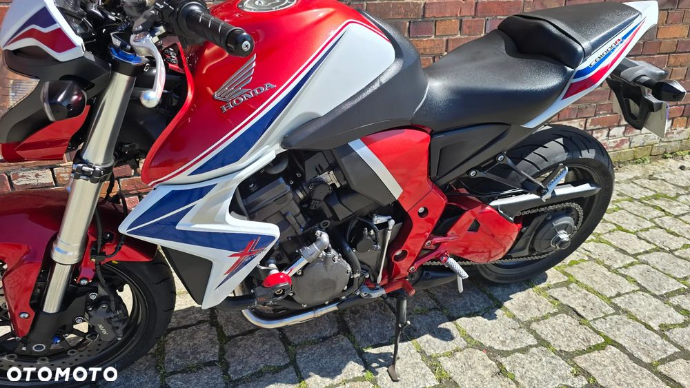 Honda CB - 11