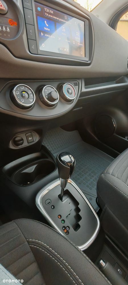 Toyota Yaris 1.5 Premium CVT - 7