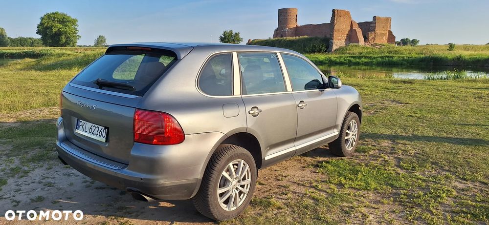Porsche Cayenne S Tiptronic - 1