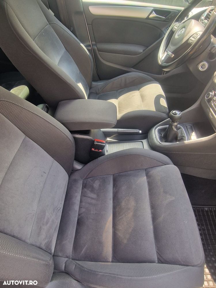 Volkswagen Golf 2.0 TDI Highline - 13