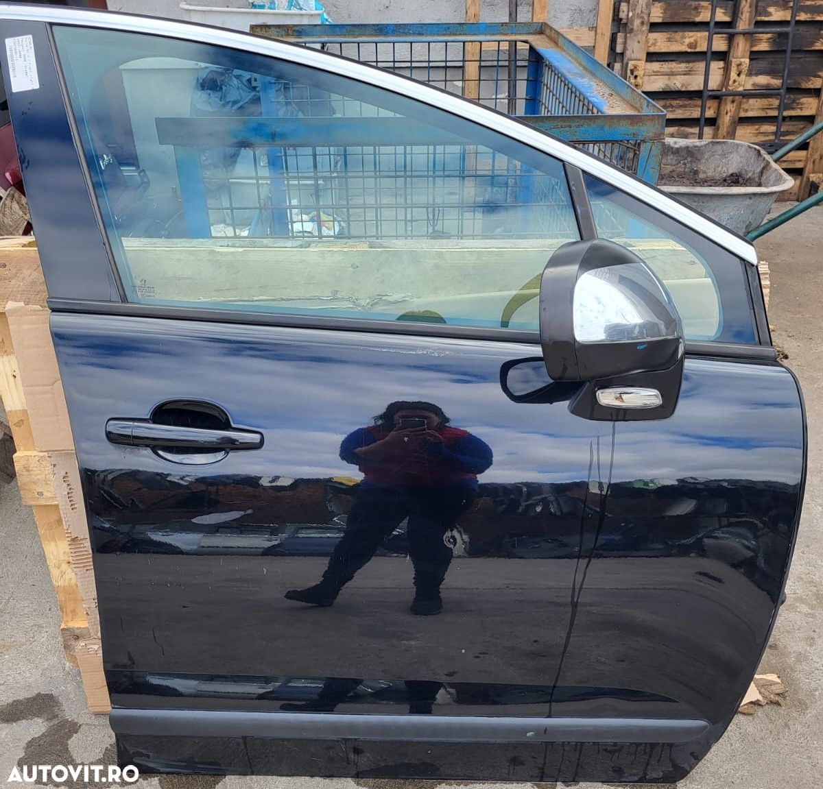 Vindem usa dreapta fata  Peugeot 3008 - 1