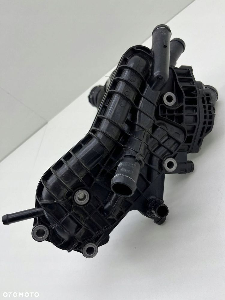 VOLVO XC40 TERMOSTAT 31439559 - 1