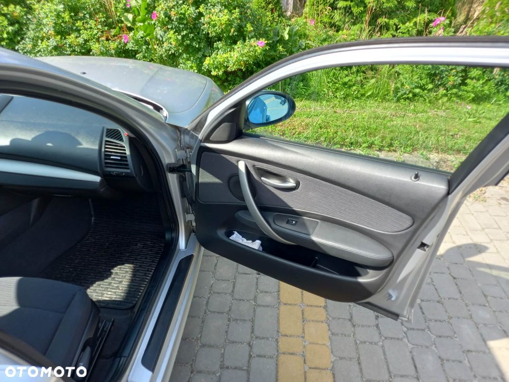BMW Seria 1 - 19