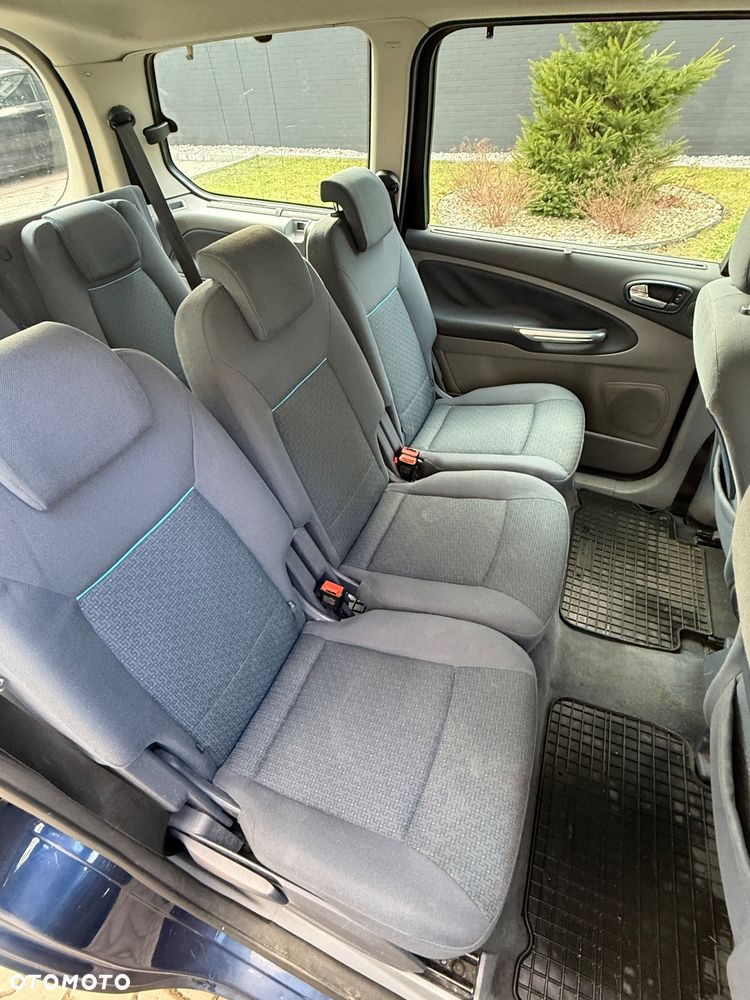 Ford Galaxy 2.0 Concept - 8