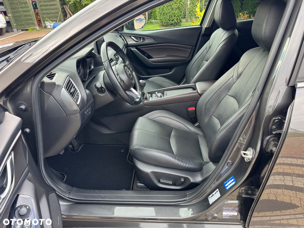 Mazda 3 - 34
