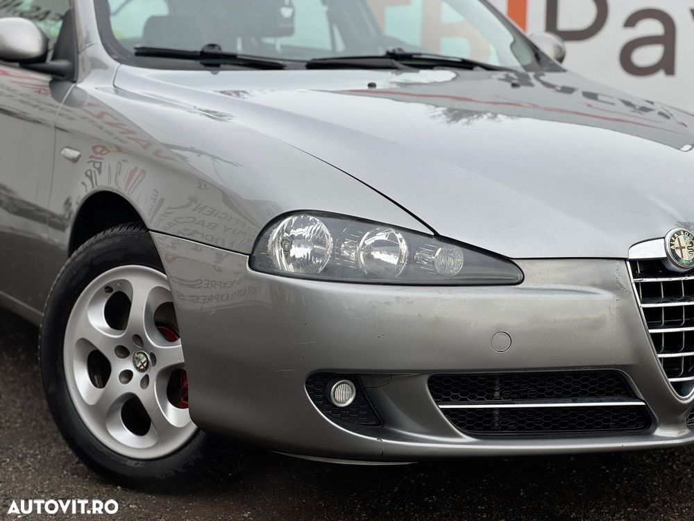 Alfa Romeo 147 - 10