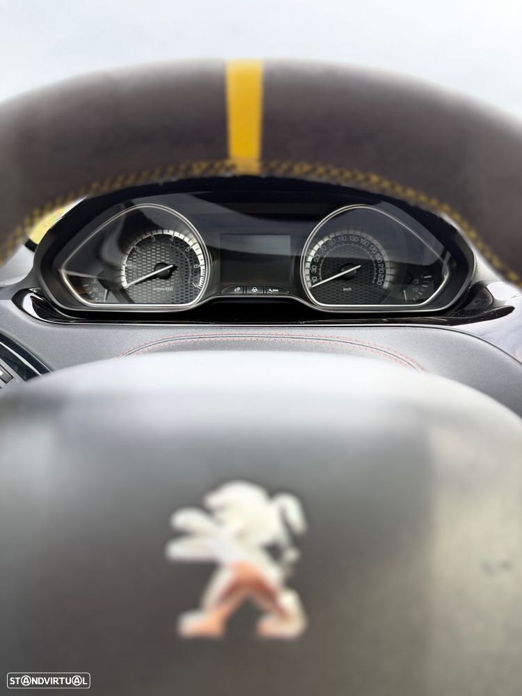 Peugeot 208 GTI 200 THP - 28