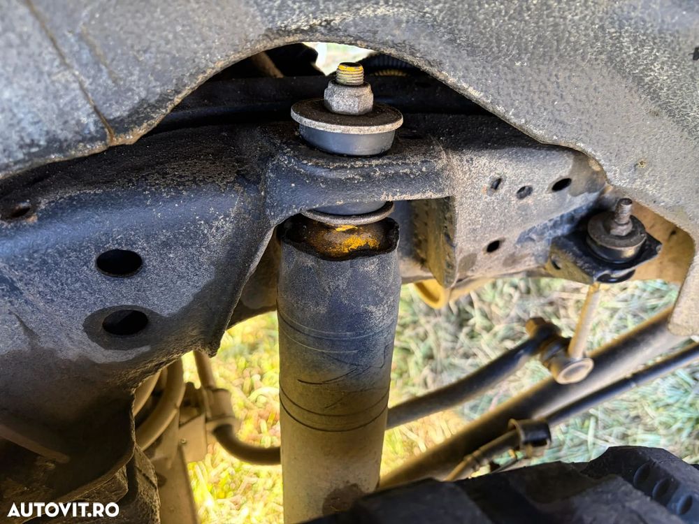 Toyota Land Cruiser - 11