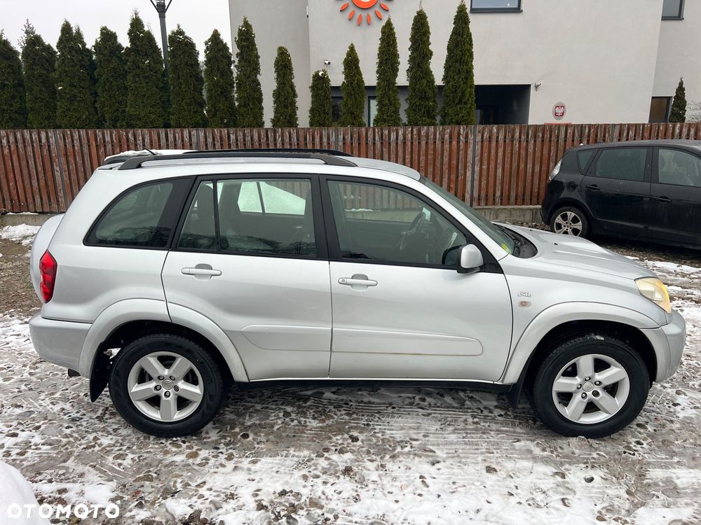 Toyota RAV4 D-4D 4x4 Sol - 5